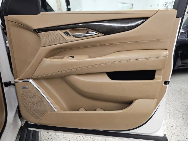 Cadillac Escalade 4WD 4dr Platinum 2019