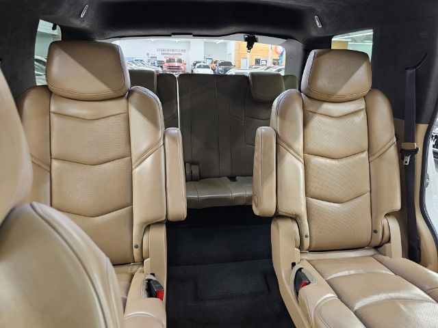 Cadillac Escalade 4WD 4dr Platinum 2019
