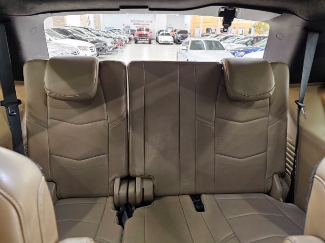 Cadillac Escalade 4WD 4dr Platinum 2019