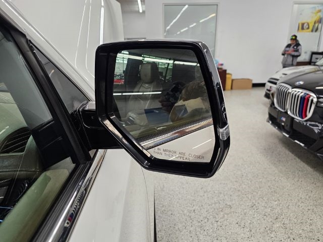 Cadillac Escalade 4WD 4dr Platinum 2019