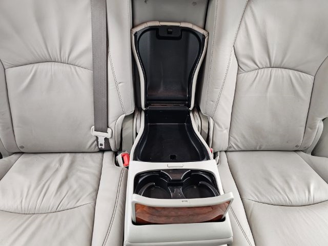 Lexus RX 330 4dr SUV AWD 2005