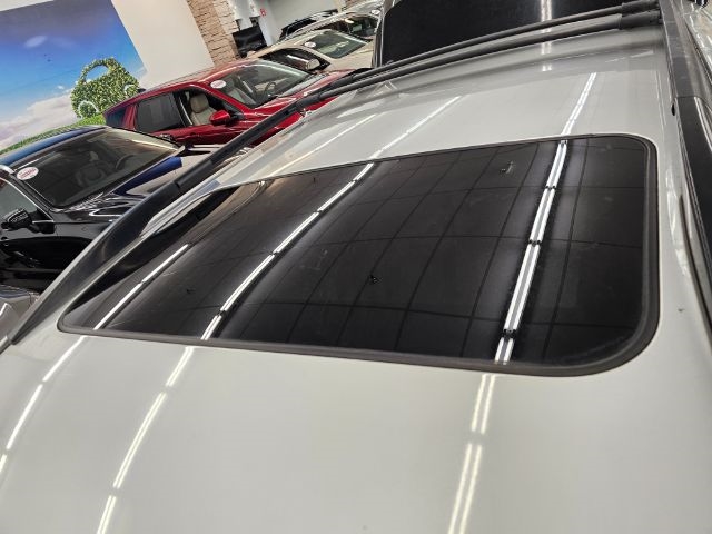 Lexus RX 330 4dr SUV AWD 2005