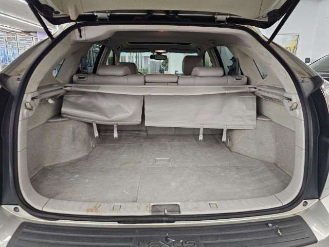 Lexus RX 330 4dr SUV AWD 2005