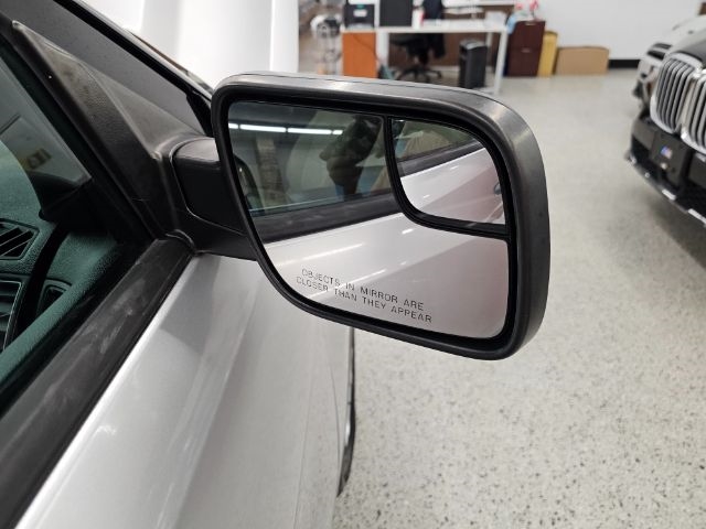 Ford Explorer Base FWD 2017