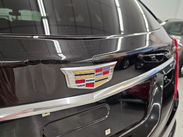 Cadillac XT5 AWD 4dr Platinum 2017