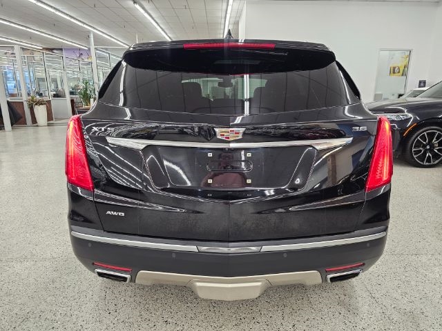 Cadillac XT5 AWD 4dr Platinum 2017