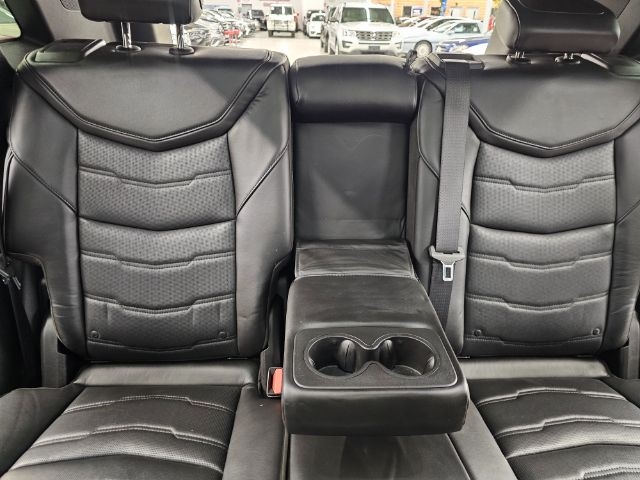 Cadillac XT5 AWD 4dr Platinum 2017