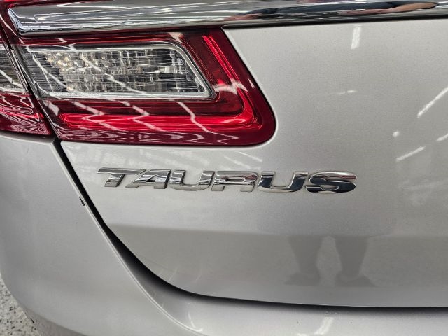 Ford Taurus SHO AWD 2017