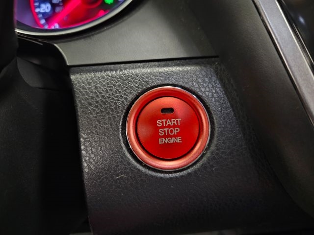 Toyota Camry XSE Auto (Natl) 2019