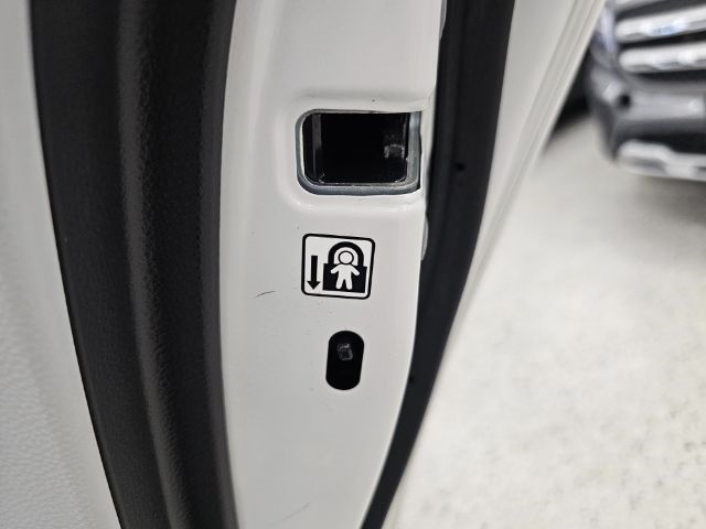 Toyota Corolla SE Manual (Natl) 2020