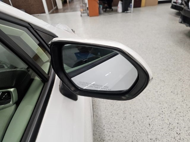 Toyota Corolla SE Manual (Natl) 2020