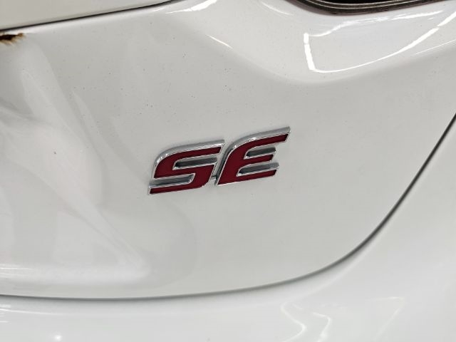 Toyota Corolla SE Manual (Natl) 2020