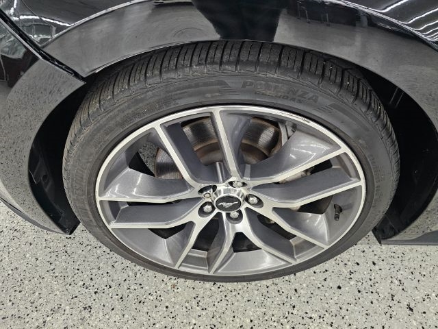 Ford Mustang 2dr Fastback GT 2015