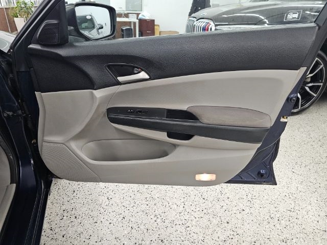 Honda Accord Sdn 4dr I4 Auto LX 2012