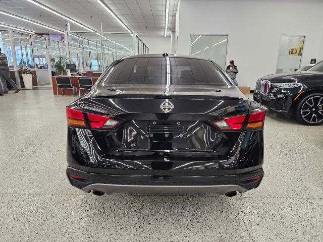 Nissan Altima 2.5 SR Sedan 2019