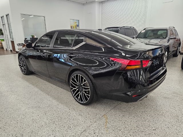 Nissan Altima 2.5 SR Sedan 2019