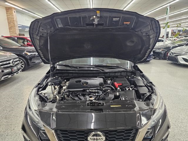 Nissan Altima 2.5 SR Sedan 2019