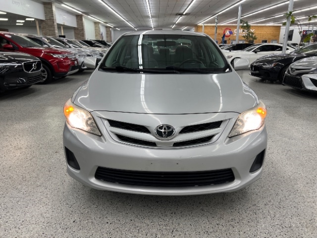 Toyota Corolla 4dr Sdn Auto LE (Natl) 2012