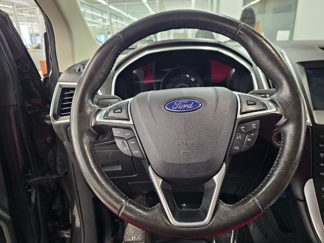 Ford Edge 4dr Titanium AWD 2015