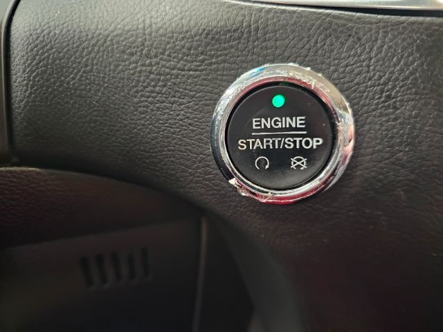 Ford Edge 4dr Titanium AWD 2015