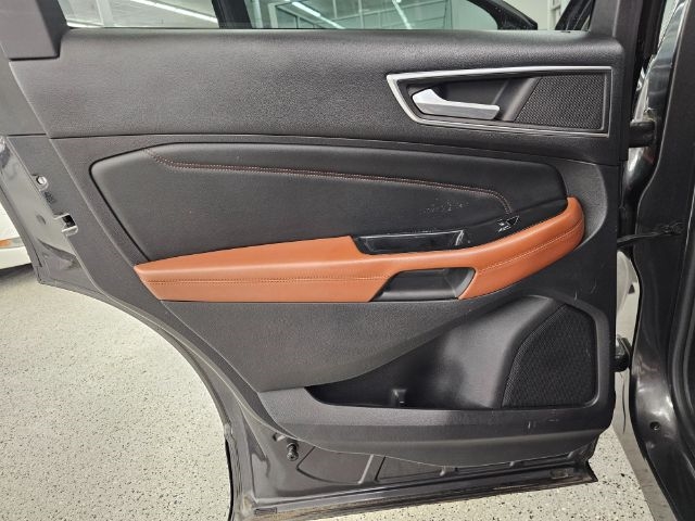 Ford Edge 4dr Titanium AWD 2015