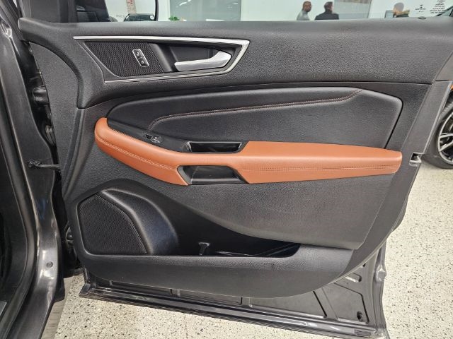 Ford Edge 4dr Titanium AWD 2015