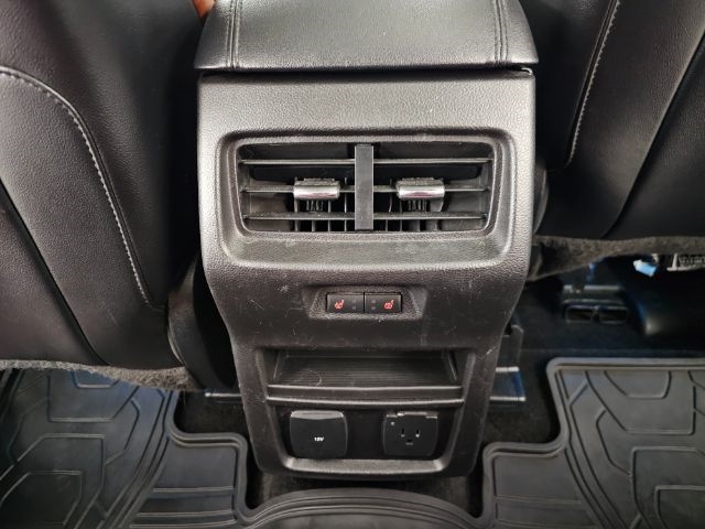 Ford Edge 4dr Titanium AWD 2015