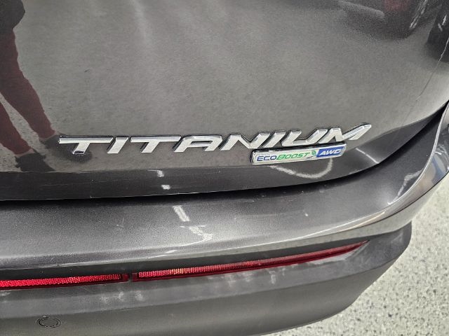 Ford Edge 4dr Titanium AWD 2015