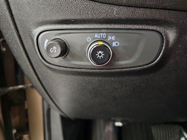 Chevrolet Equinox FWD 4dr LT w/2LT 2018