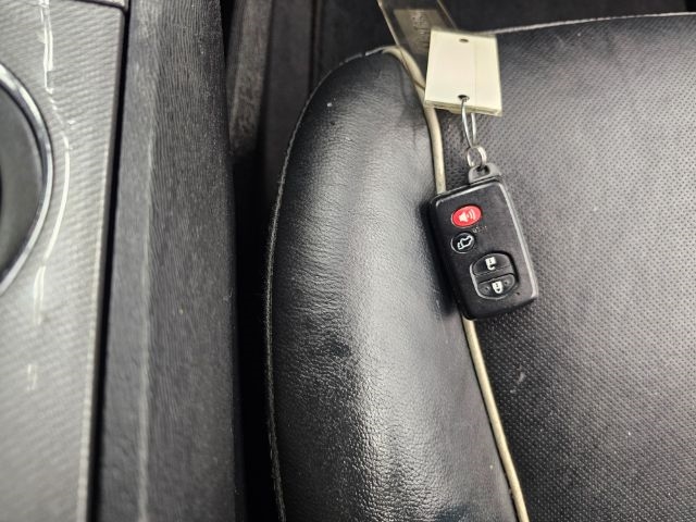 Toyota Venza 4dr Wgn V6 FWD Limited (Natl) 2013