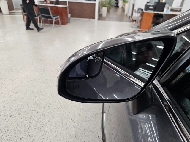 Toyota Venza 4dr Wgn V6 FWD Limited (Natl) 2013