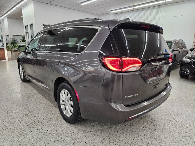 Chrysler Pacifica Touring-L FWD 2017