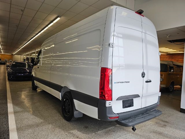 Mercedes-Benz eSprinter Cargo Van 2500 High Roof 170" RWD 2024