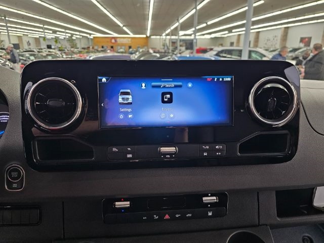 Mercedes-Benz eSprinter Cargo Van 2500 High Roof 170" RWD 2024