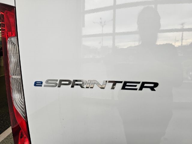 Mercedes-Benz eSprinter Cargo Van 2500 High Roof 170" RWD 2024