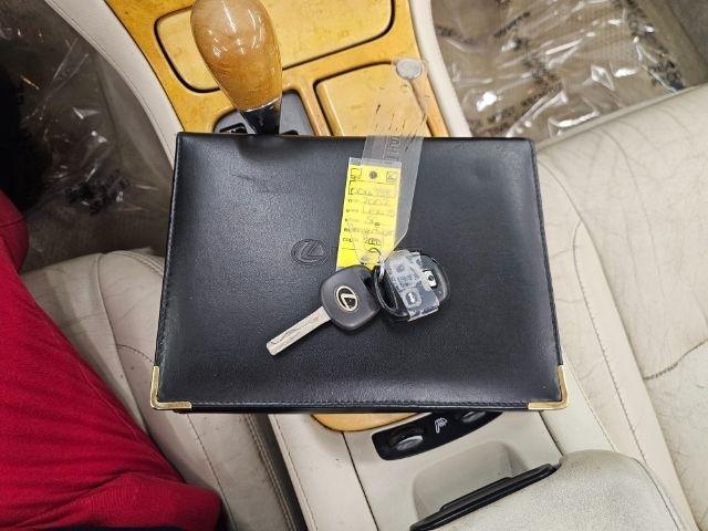 Lexus SC 430 2dr Convertible 2002