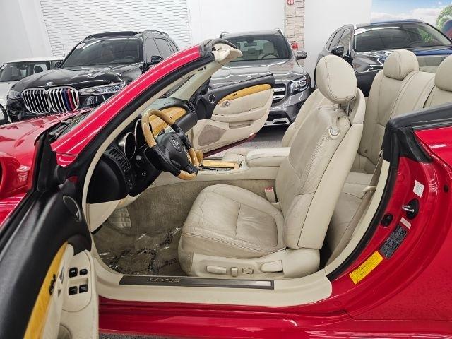 Lexus SC 430 2dr Convertible 2002