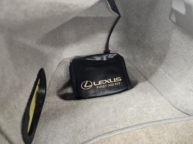 Lexus SC 430 2dr Convertible 2002