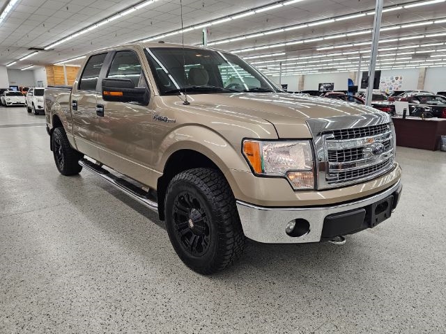 Ford F-150 4WD SuperCrew 145" Platinum 2014