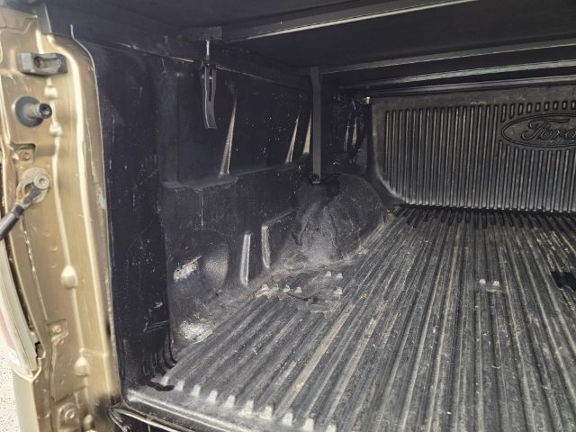 Ford F-150 4WD SuperCrew 145" Platinum 2014