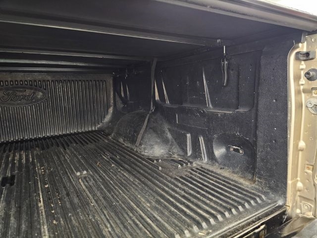 Ford F-150 4WD SuperCrew 145" Platinum 2014