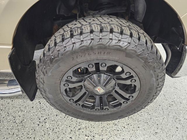 Ford F-150 4WD SuperCrew 145" Platinum 2014