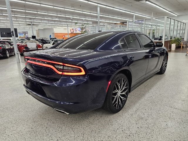 Dodge Charger 4dr Sdn SE RWD 2015