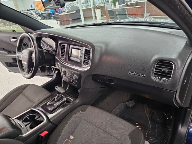 Dodge Charger 4dr Sdn SE RWD 2015