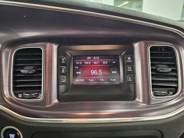 Dodge Charger 4dr Sdn SE RWD 2015