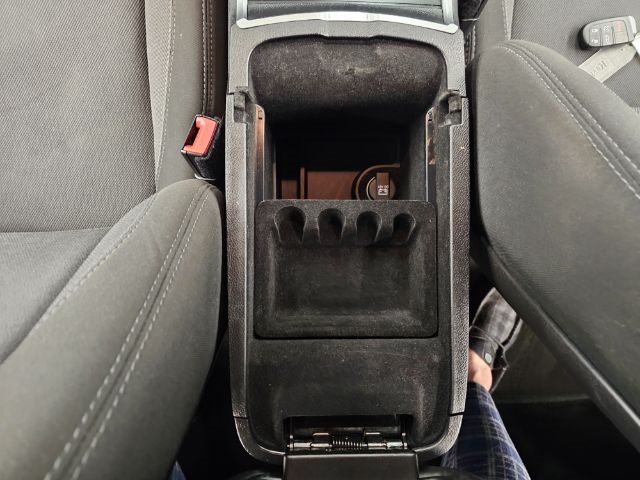 Dodge Charger 4dr Sdn SE RWD 2015