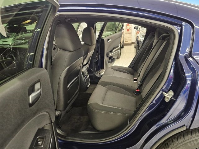 Dodge Charger 4dr Sdn SE RWD 2015