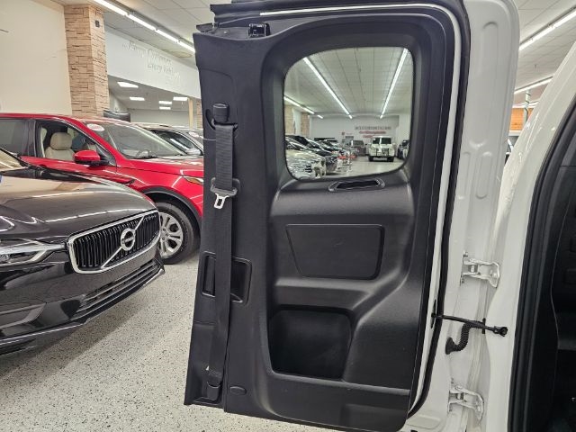 Toyota Tacoma 2WD SR5 Access Cab 6' Bed I4 AT (Natl) 2023