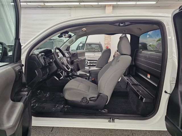 Toyota Tacoma 2WD SR5 Access Cab 6' Bed I4 AT (Natl) 2023