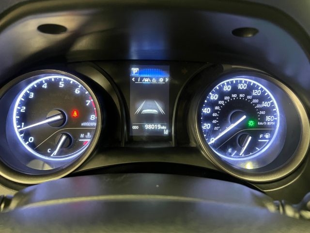 Toyota Camry SE Auto (Natl) 2021